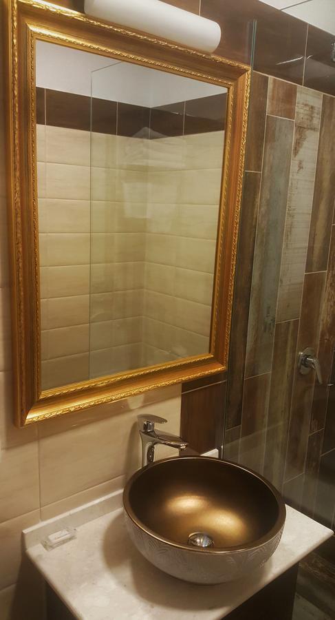 Vila Dante Boutique Hotel Tushemisht Екстер'єр фото