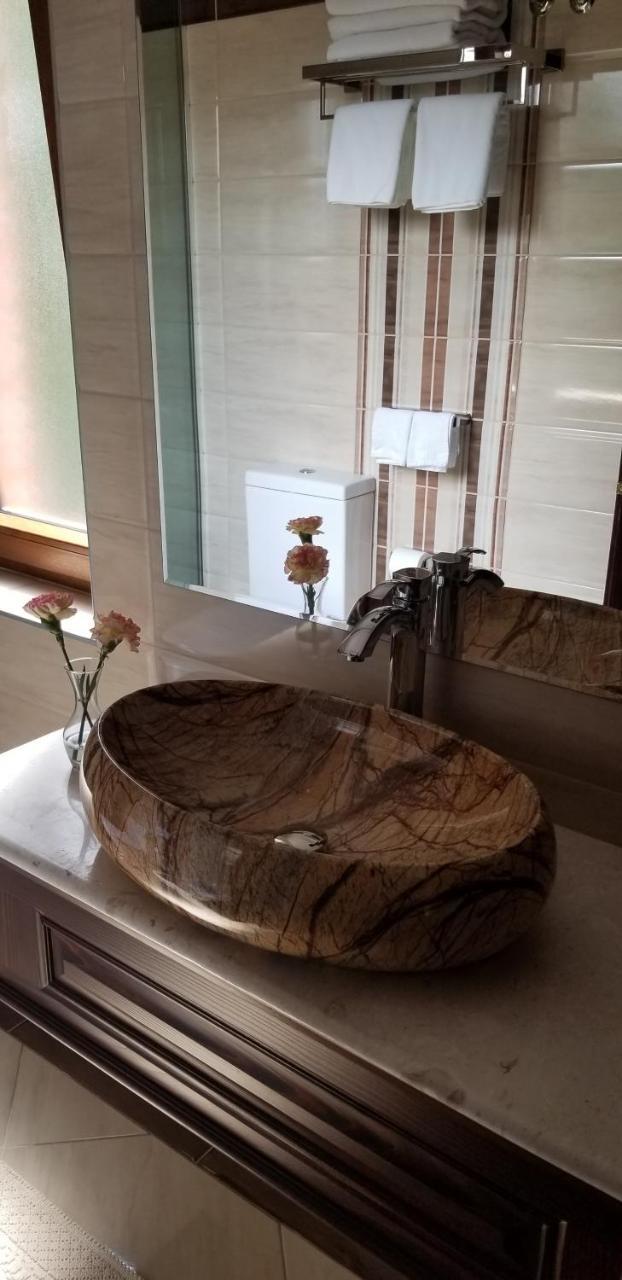 Vila Dante Boutique Hotel Tushemisht Екстер'єр фото