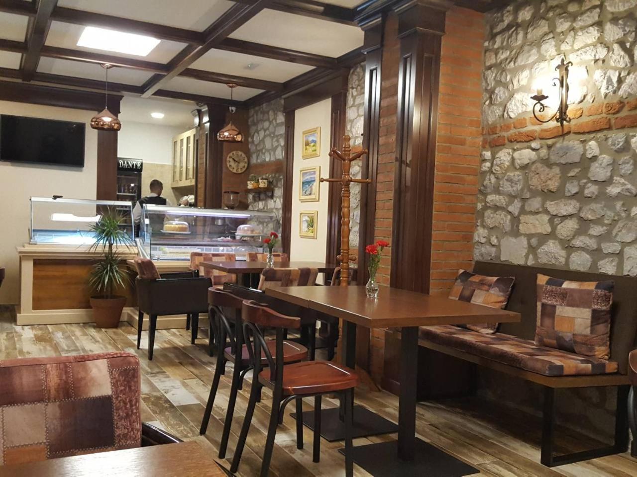 Vila Dante Boutique Hotel Tushemisht Екстер'єр фото